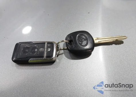 2011 Toyota Sienna Le V6 из США, поврежденный, VIN 5TDKK3DC0BS140610